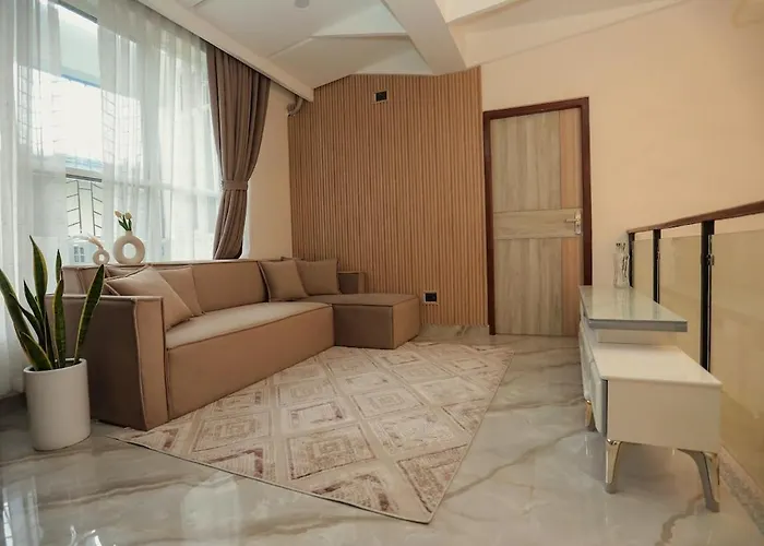 Apartment Griha Units M's - Entire Two Story Duplex